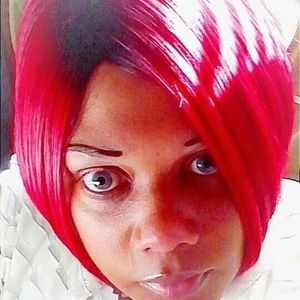 Meet your Posher, Monica